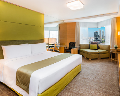 Premium Room at Holiday Inn Bangkok Silom